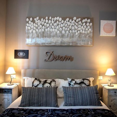 Happy Home Bo Centro Free Private Parking Bologna Exterior foto
