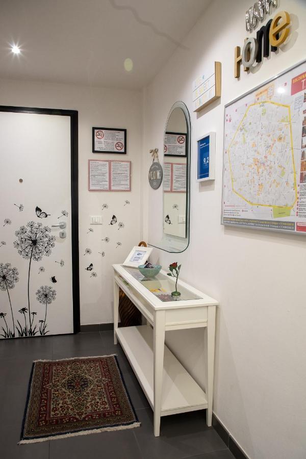 Happy Home Bo Centro Free Private Parking Bologna Exterior foto